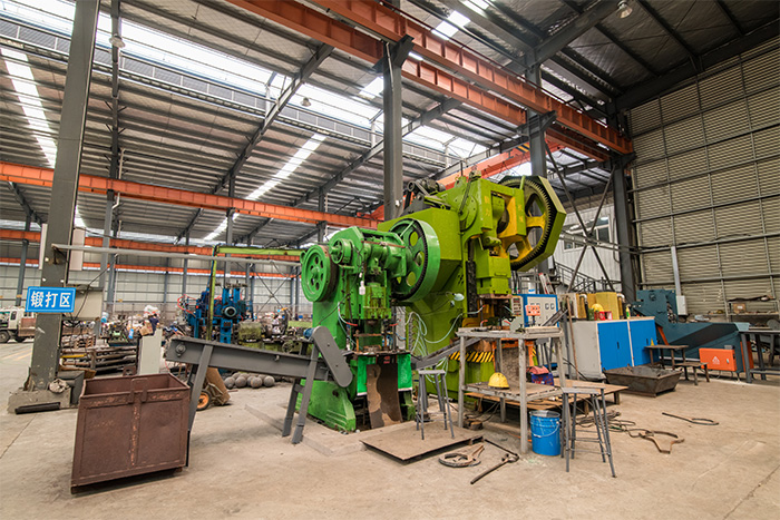 吐鲁番网架配件-锥头加工车间